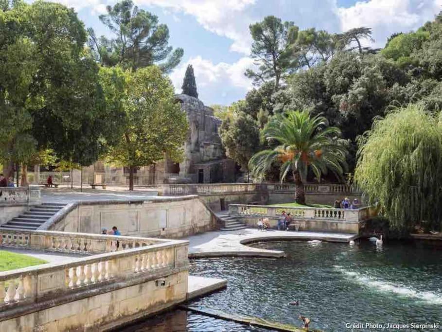 Lou Mazet Villa Uchaud Bagian luar foto