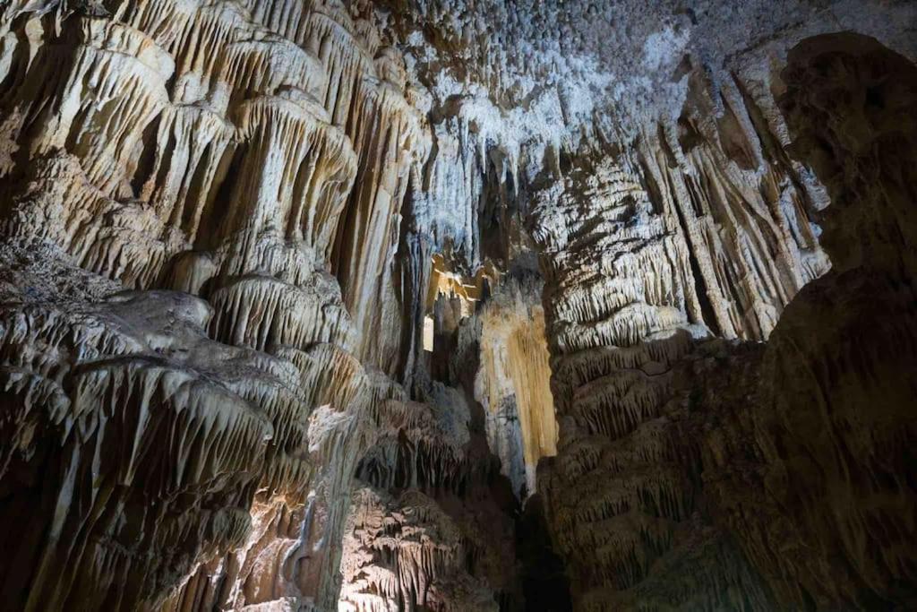 Lou Mazet Villa Uchaud Bagian luar foto